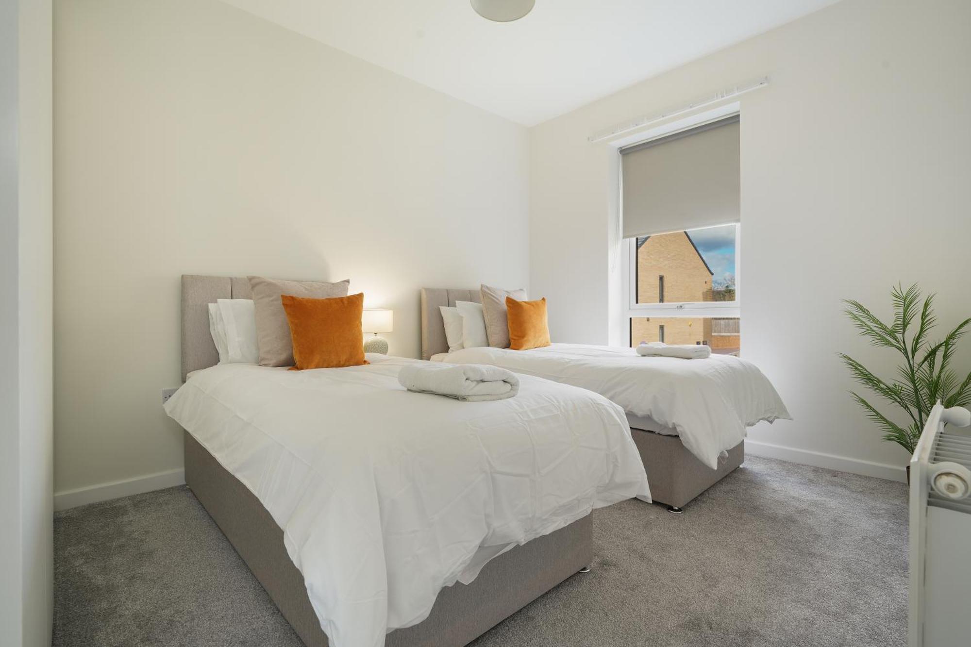 Mersey Way, Spacious 3 Bed Home, Close To Sheffield City Centre & Free Driveway Parking - Perfect For Workers, Groups & Families - Hosted By Stay Host Save Ngoại thất bức ảnh