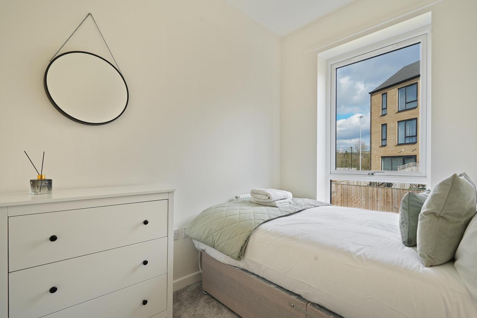 Mersey Way, Spacious 3 Bed Home, Close To Sheffield City Centre & Free Driveway Parking - Perfect For Workers, Groups & Families - Hosted By Stay Host Save Ngoại thất bức ảnh