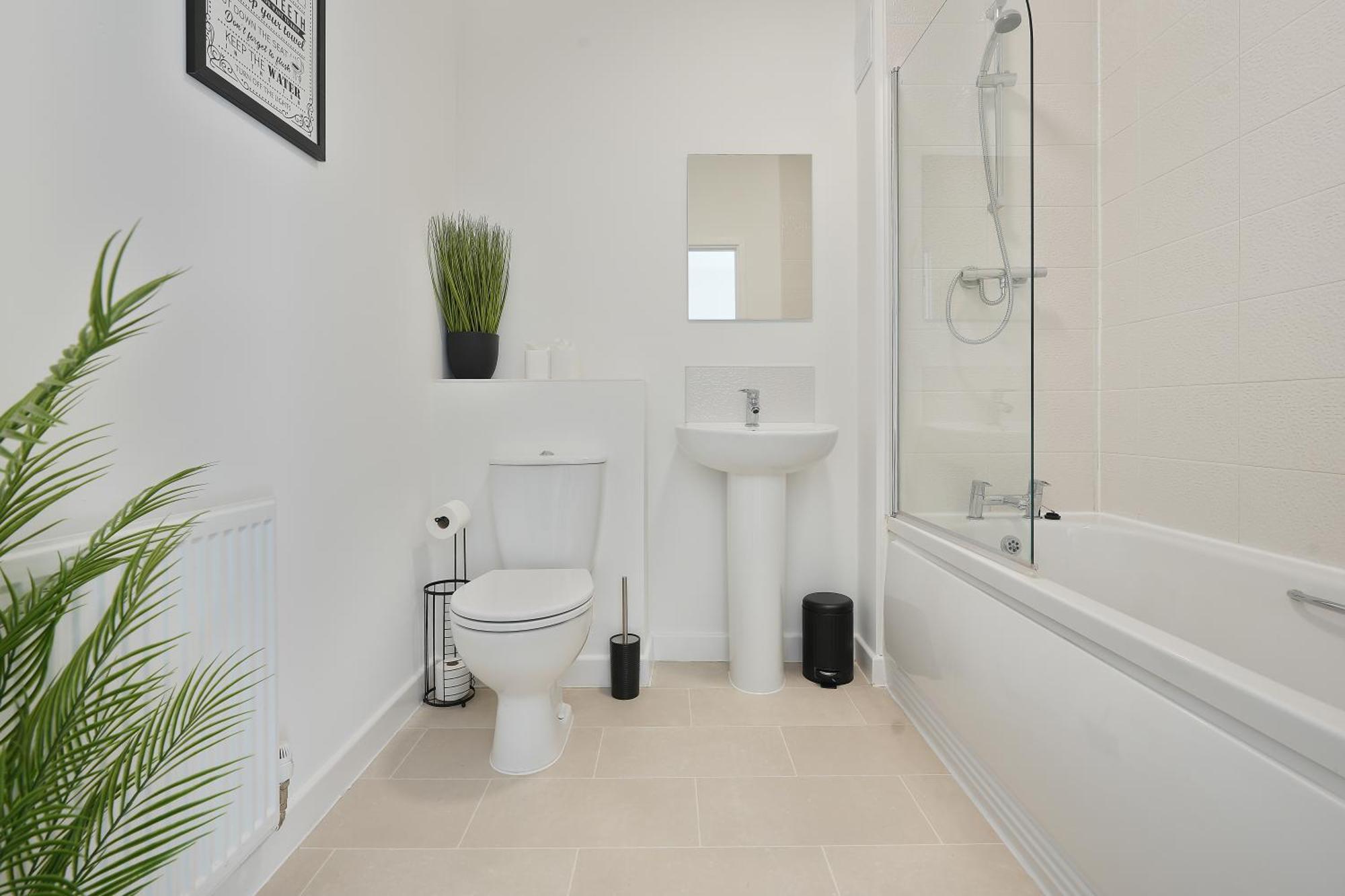 Mersey Way, Spacious 3 Bed Home, Close To Sheffield City Centre & Free Driveway Parking - Perfect For Workers, Groups & Families - Hosted By Stay Host Save Ngoại thất bức ảnh